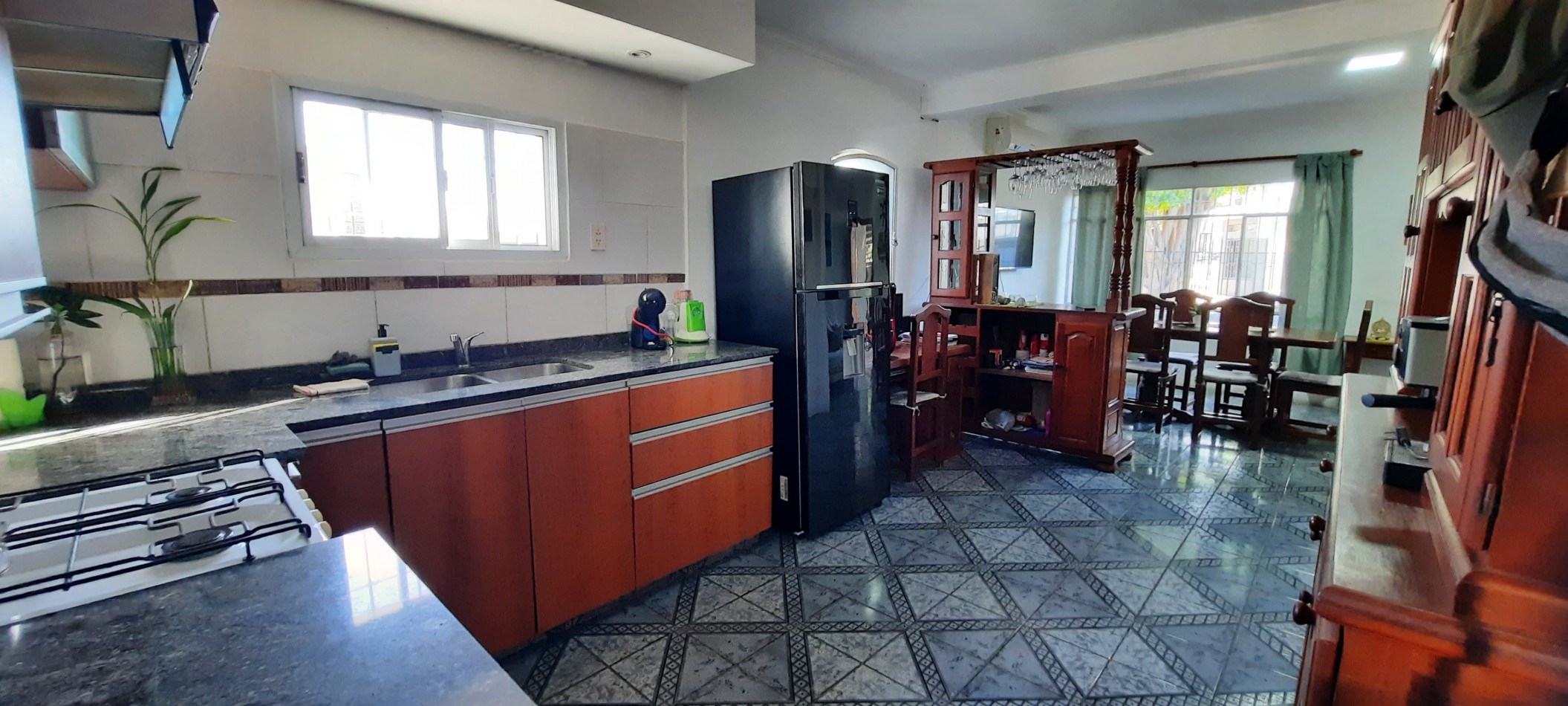 SE VENDE HERMOSA CASA EN ESQUINA APTA CREDITO 