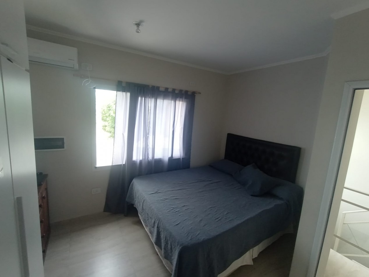 SE VENDE MODERNO DUPLEX 