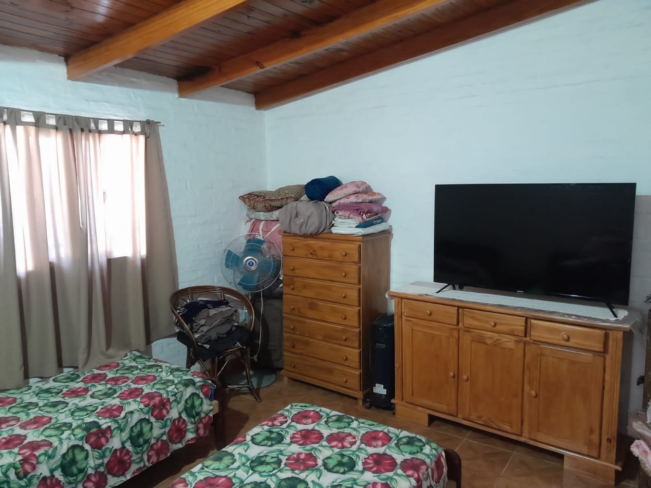 SE VENDE CASA EN COLONIA AVELLANEDA 