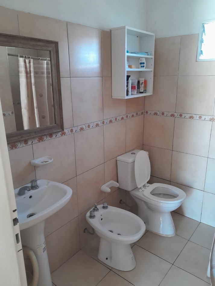 SE VENDE CASA EN COLONIA AVELLANEDA 