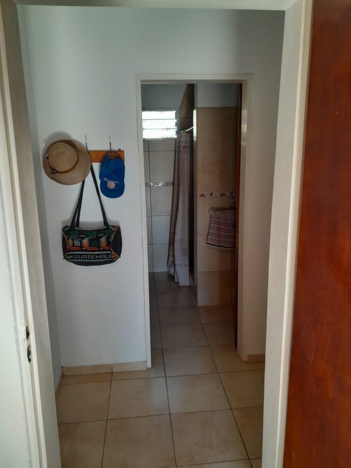SE VENDE CASA EN COLONIA AVELLANEDA 
