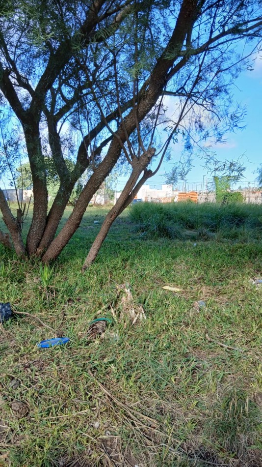 SE VENDE TERRENO EN PESOS EN SAN BENITO 