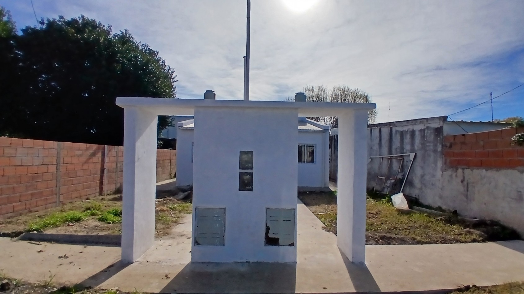 OPORTUNIDAD VENDEN DOS CASAS EN SAN BENITO