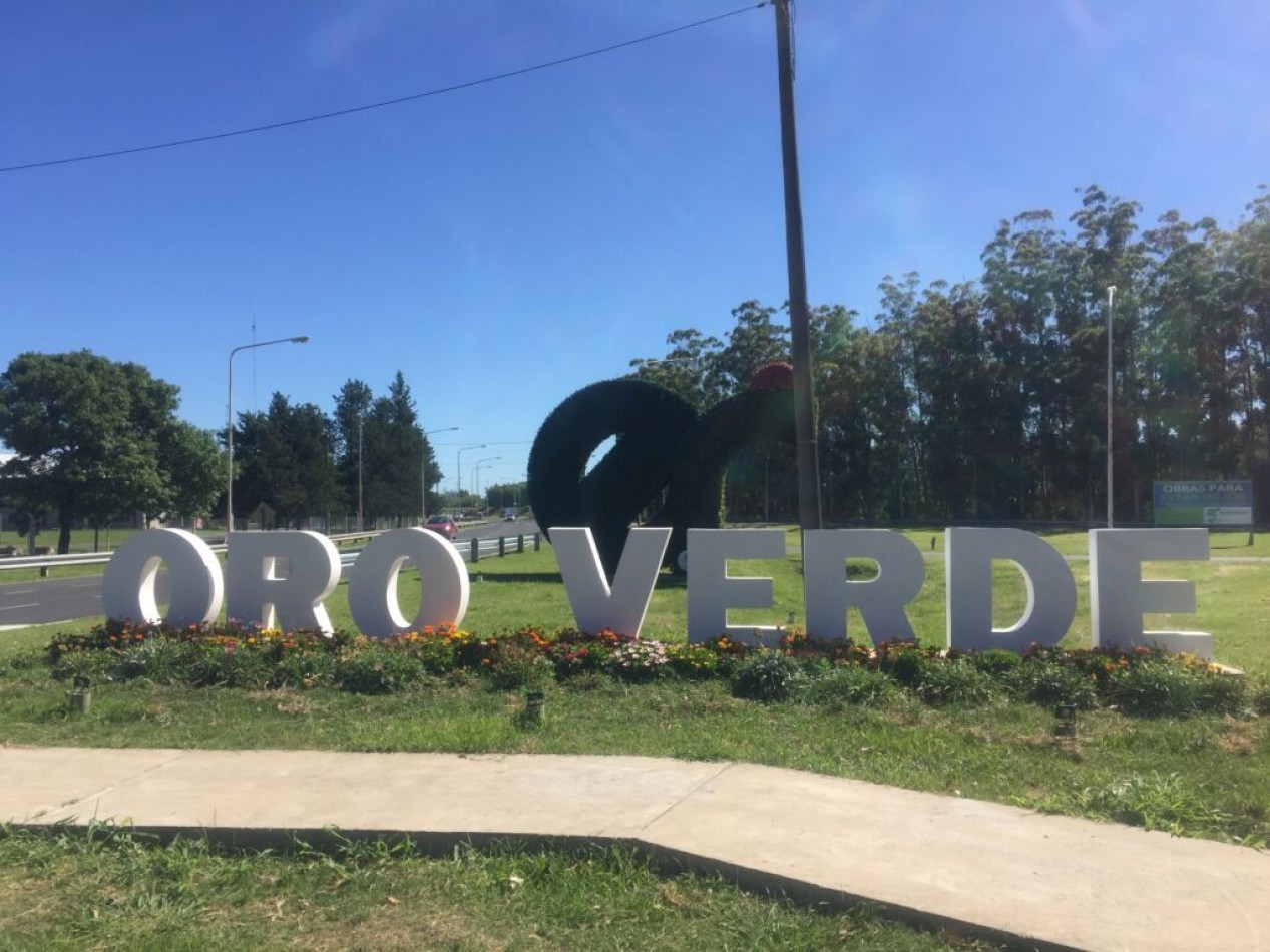 LOTEO BARRIO PARQUE: Naturaleza y Comodidad en Oro Verde