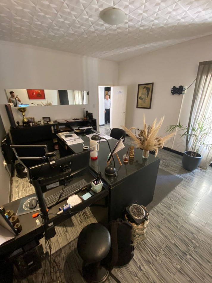 SE VENDE CASA EN CALLE DIAMANTE  Y ESPAÑA