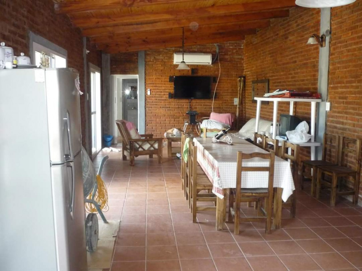 SE VENDE CASA QUINTA EN SAUCE MONTRULL