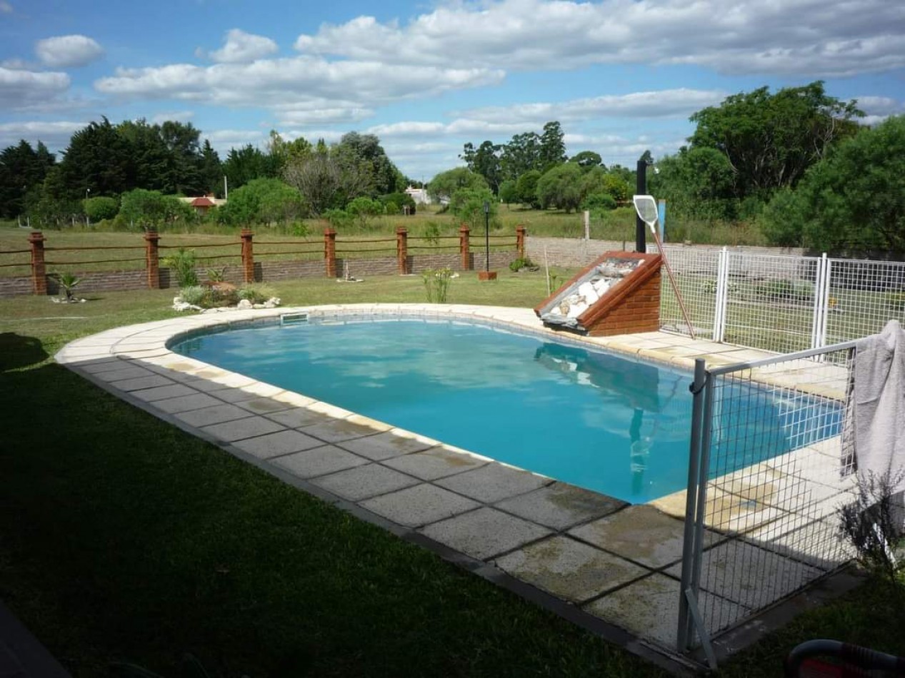 SE VENDE CASA QUINTA EN SAUCE MONTRULL