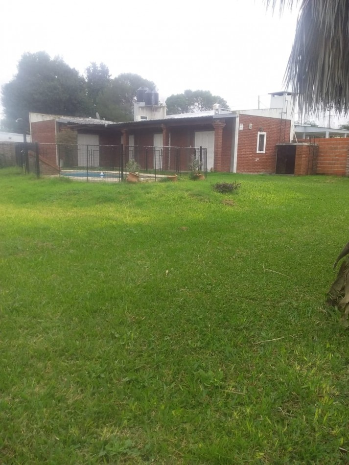 SE VENDE CASA QUINTA EN SAUCE MONTRULL