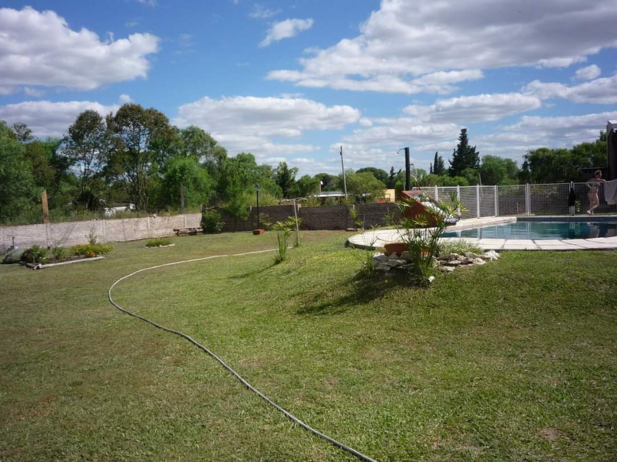 SE VENDE CASA QUINTA EN SAUCE MONTRULL