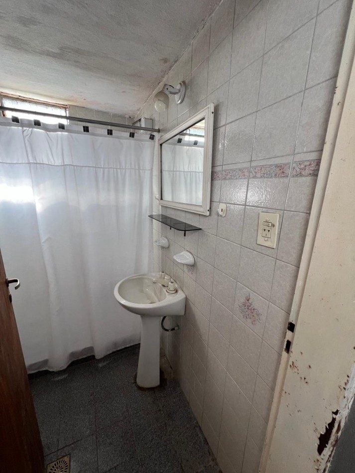 SE VENDE CASA QUINTA EN COLONIA AVELLANEDA CON PILETA E HIDROMASAJE