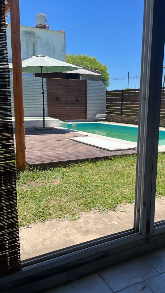 SE VENDE CASA QUINTA EN COLONIA AVELLANEDA CON PILETA E HIDROMASAJE