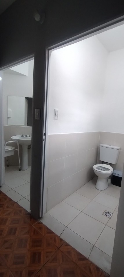 SE VENDE SALON DE EVENTOS, CASA Y DEPARTAMENTO CON GARAGE