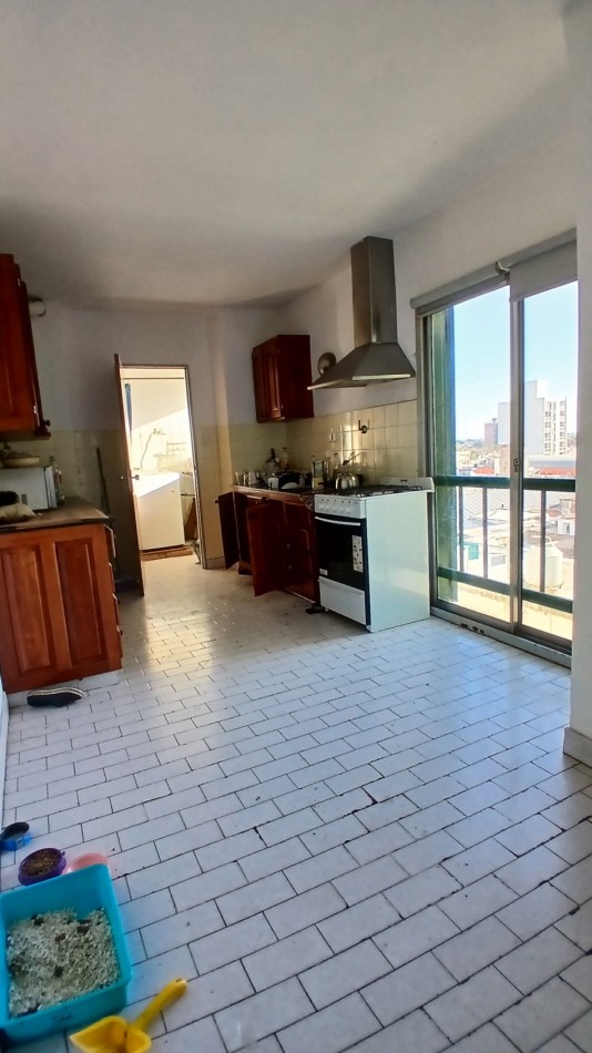SE VENDE DEPARTAMENTO CON COCHERA PLENO CENTRO DE PARANA