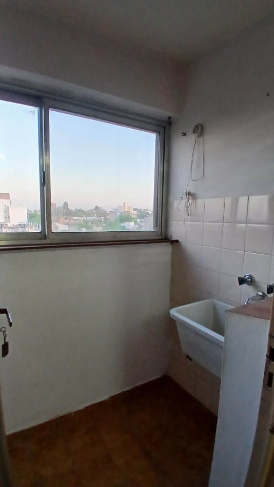 SE VENDE DEPARTAMENTO 3 DORMITORIOS CON COCHERA APTO CREDITO