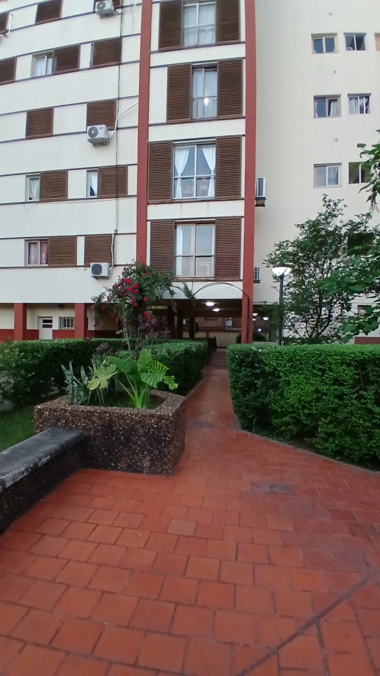 SE VENDE DEPARTAMENTO 3 DORMITORIOS CON COCHERA APTO CREDITO