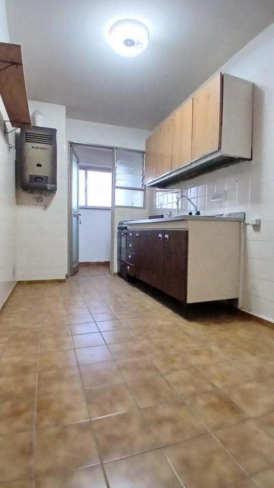 SE VENDE DEPARTAMENTO 3 DORMITORIOS CON COCHERA APTO CREDITO