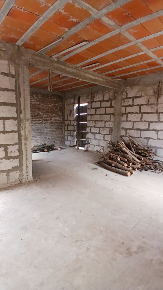 SE VENDE AMPLIO TERRENO FRENTE AL PARQUE INDUSTRIAL 