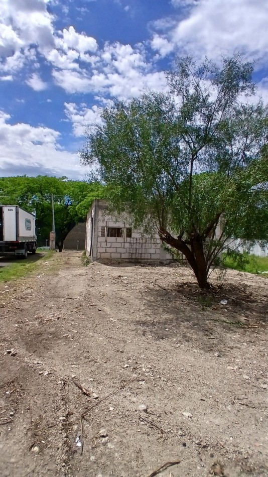 SE VENDE AMPLIO TERRENO FRENTE AL PARQUE INDUSTRIAL 