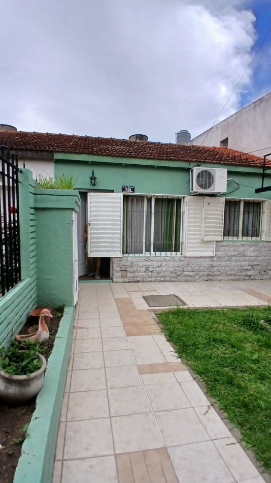 SE VENDE CASA CON DEPARTAMENTO INDEPENDIENTE EN PARANA