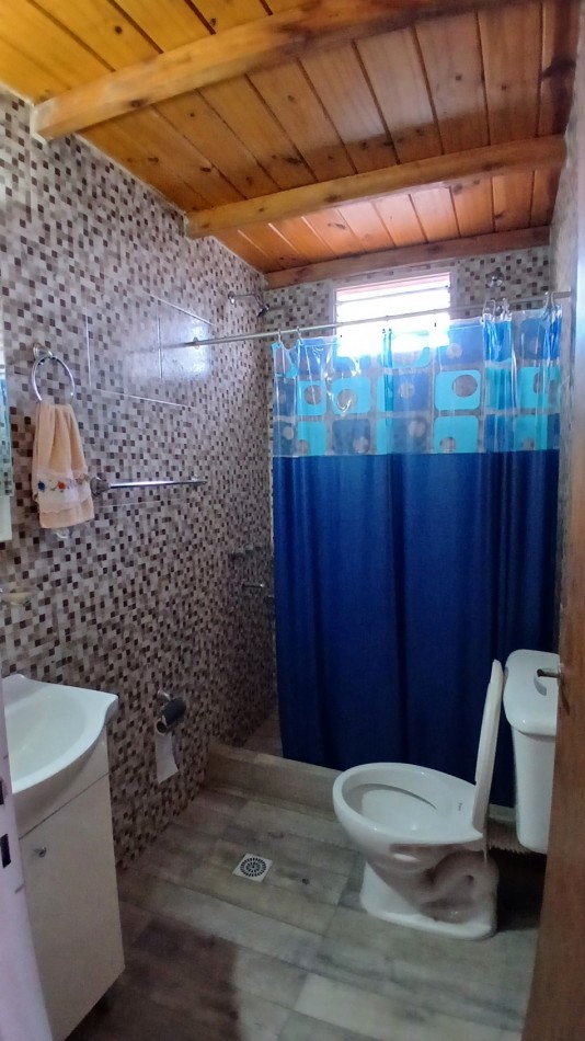 SE VENDE CASA CON DEPARTAMENTO INDEPENDIENTE EN PARANA