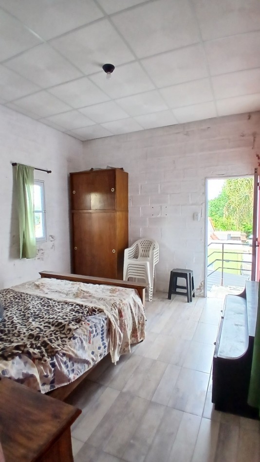 SE VENDE CASA CON DEPARTAMENTO INDEPENDIENTE EN PARANA