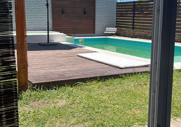 SE VENDE CASA QUINTA EN COLONIA AVELLANEDA CON PILETA E HIDROMASAJE